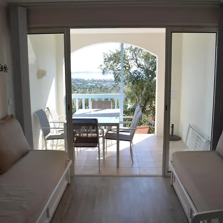 Les Restanques Du Golfe De Saint Tropez Grimaud